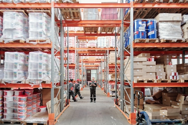 What Is a Fulfillment Center? How It Works for Sellers