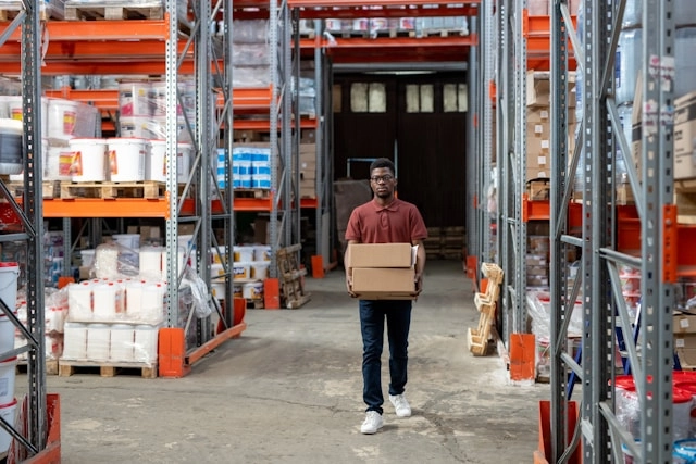 Reverse logistics at fulfillment center